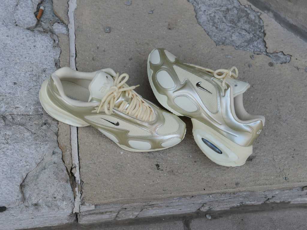 ◆正規品◆NIKE AIR MAX MUSE ALABASTER(W)◆関税込◆人気商品◆ Nike Women's Air Max Muse 'Alabaster/Metallic Silver