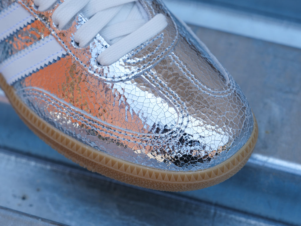 アンプ fate0315 Adidas Women's Samba OG 'Silver Metallic' – Unheardof Brand