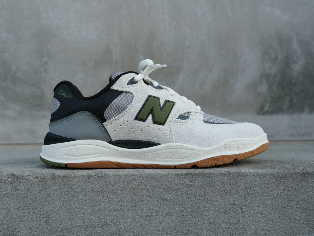 コスタリカ代表 ブライアン・ルイス #10 ユニフォーム New Balance DSCF8623_5e1760dd-53f2-4d32-
