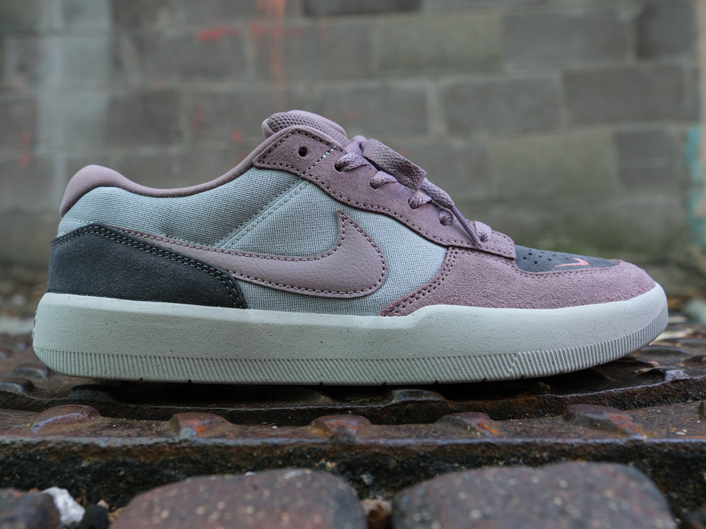 S！FCRB ビッグロゴ　ソフ　ブリストル　セパレート　ナイキ　シュプ好き Nike SB Force 58 'Flt Silver/Taupe Grey' -Originally $85.00