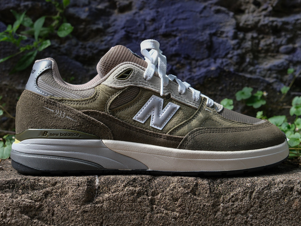 brunt realist type-3 オリーブ bush de BRUNT (ブラント) アウトドアテーブル タンカラー REALIST