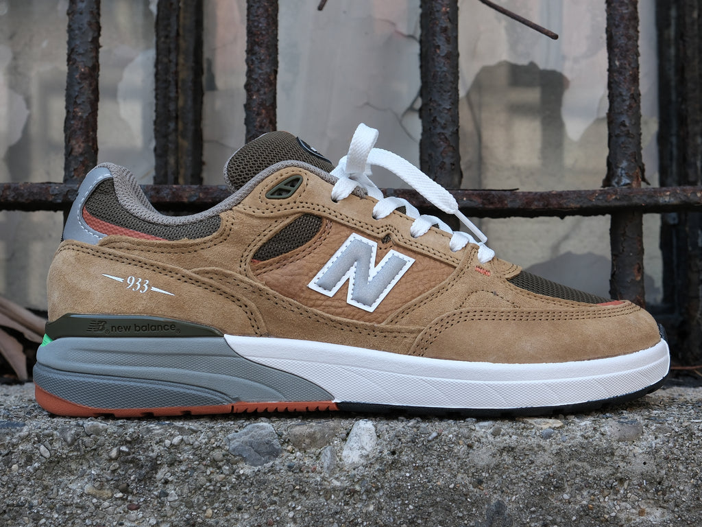 New Balance Numeric 933 Andrew Reynolds 'Camel/Dark Brown