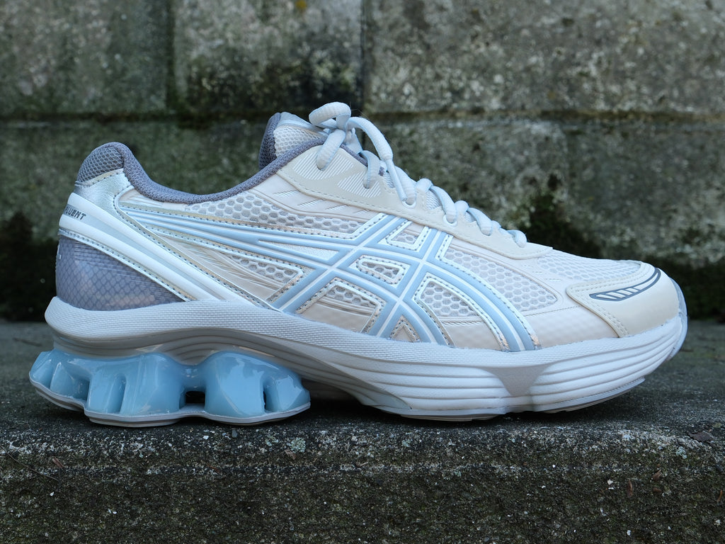 靴 ASICS for emmi/GEL-KINETIC FLUENT/26cm ASICS X EMMI GEL-KINETIC FLUENT 'Cream/Soft Sky' – Unheardof
