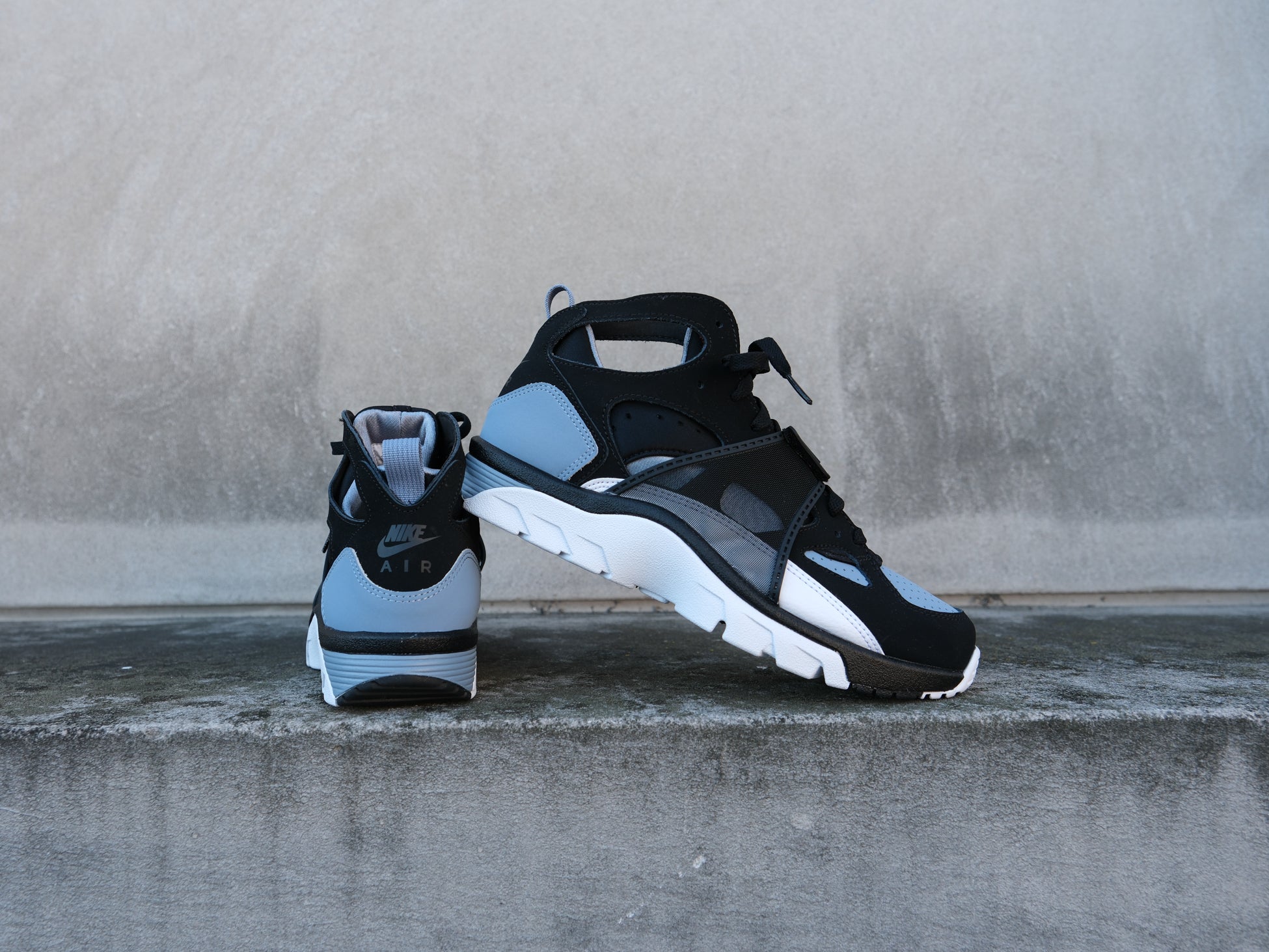 Nike Air Trainer Huarache 'Cool Grey' – Unheardof Brand