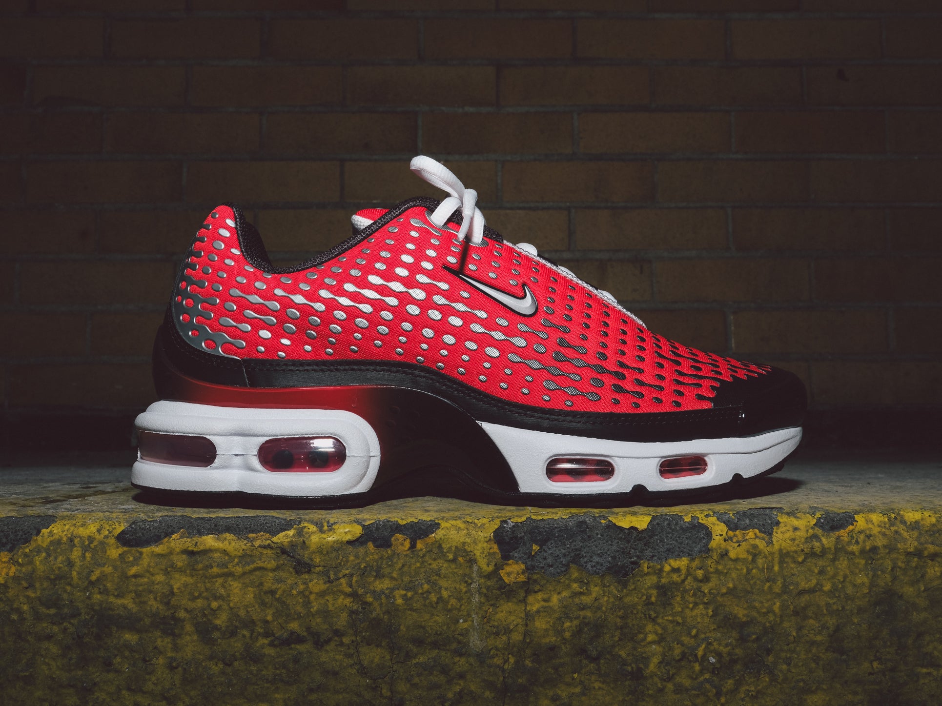 nike air max plus tn university red