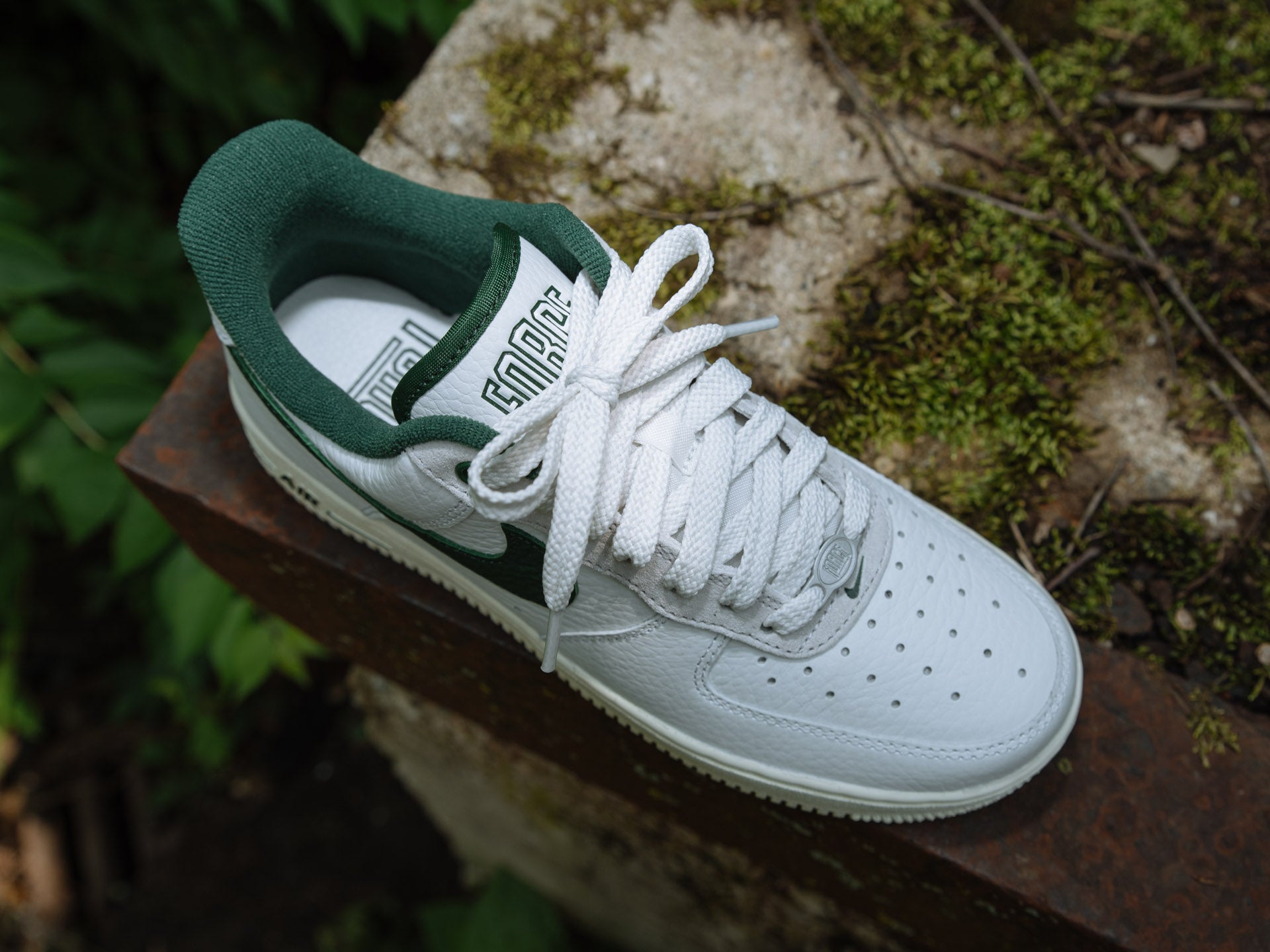 Nike Air Force 1 '07 LX in summit white and gorge green. Review and on-feet  