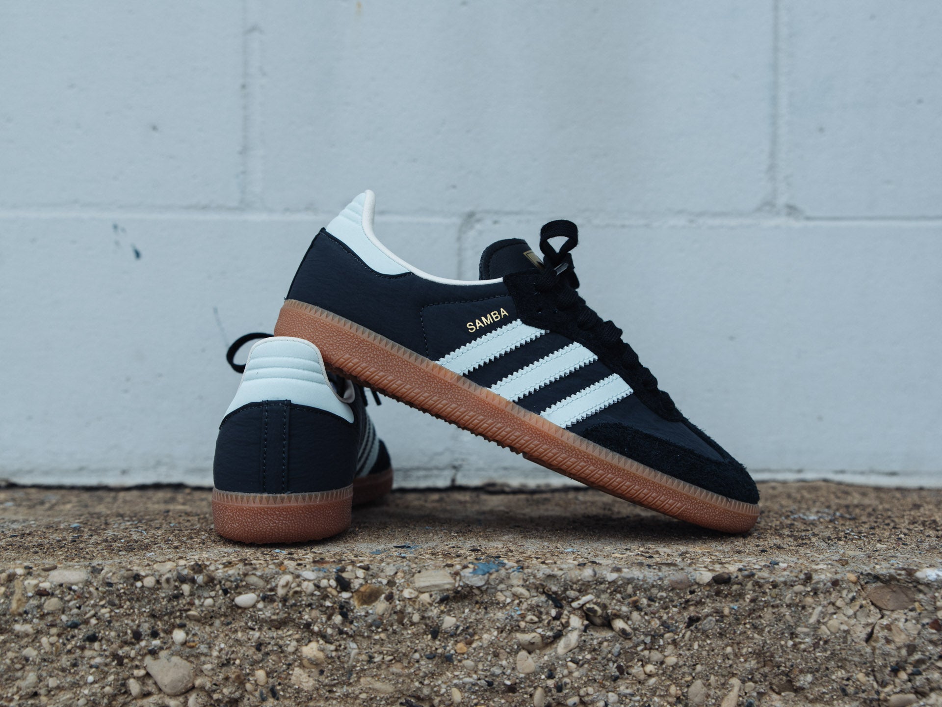 Adidas samba og carbon on sale