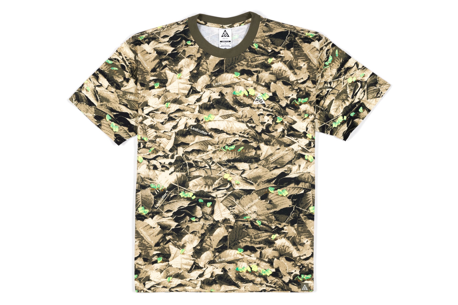 NIKE WHITE T SHIRT WIRH CAMOUFLAGE TICK DESIGN AS NEW SIZE