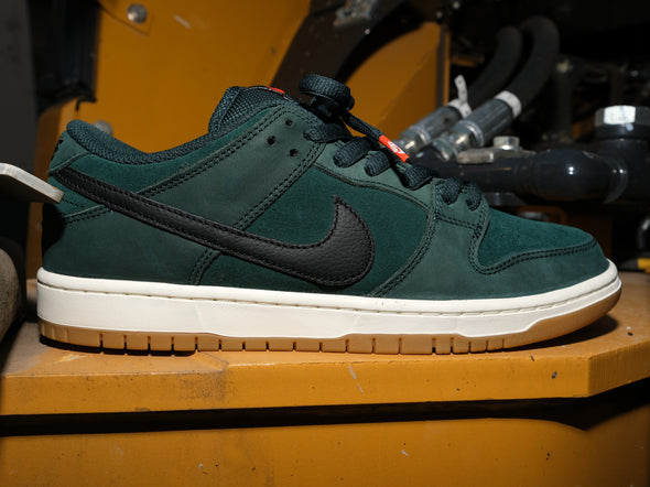 Nike SB Dunk Low Pro 'Deep Fir'