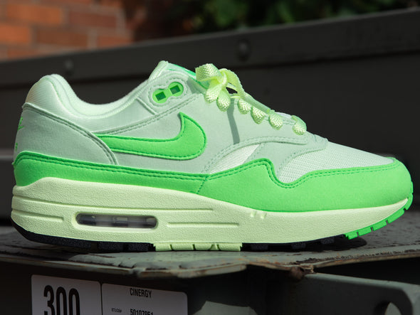 Nike Women's Air Max 1 '87 "Vapor Green"