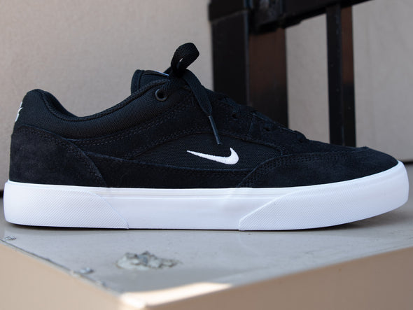 Nike SB Malor 'Black/White'