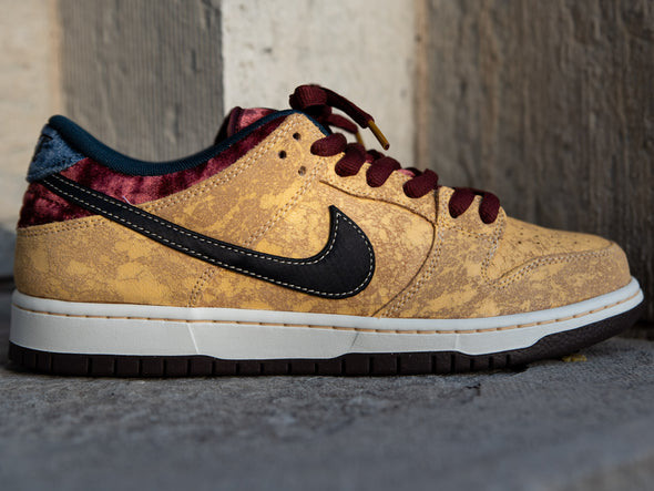 Nike SB Dunk Low Pro 'City of Cinema'