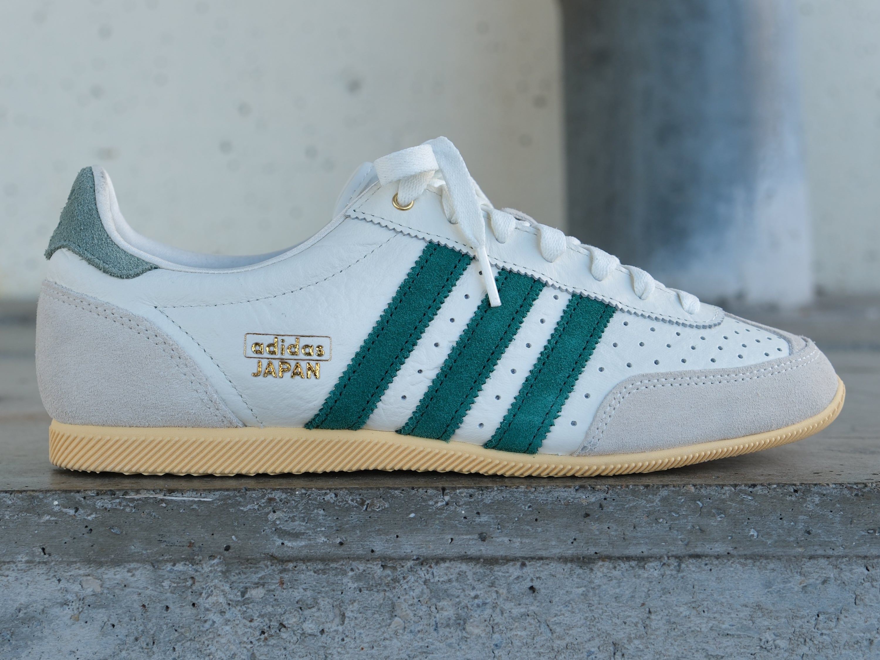 Adidas Women's Japan 'Off White/Collegiate Green