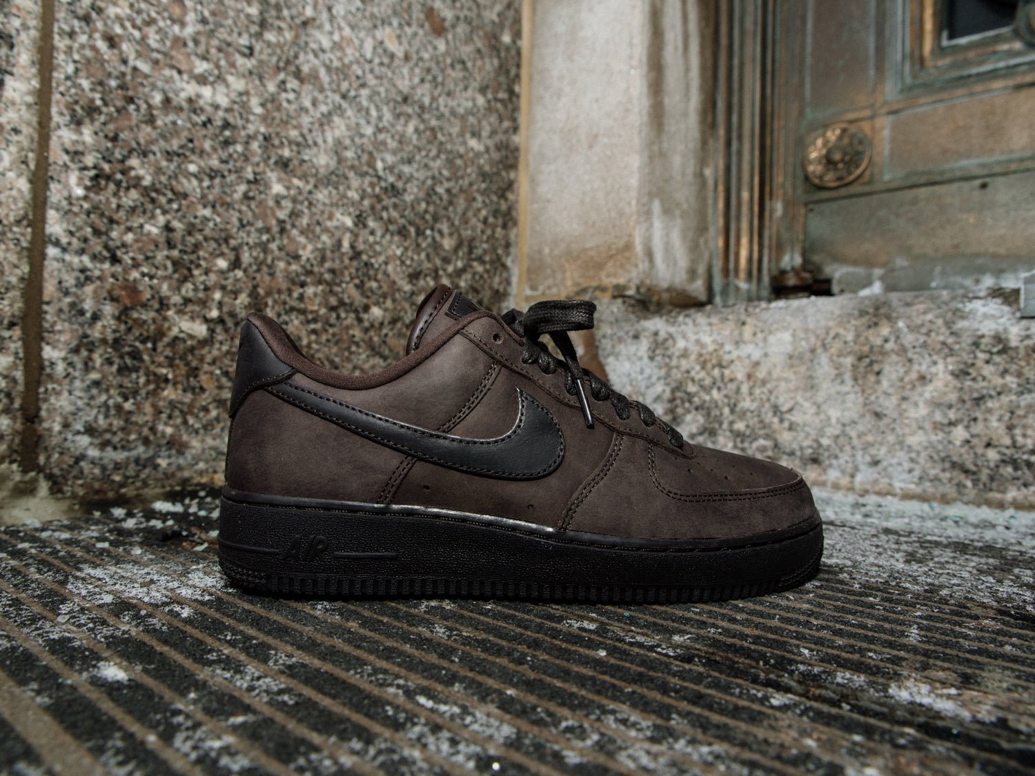Nike Air Force 1 Low Chocolate Brown DR9503-200